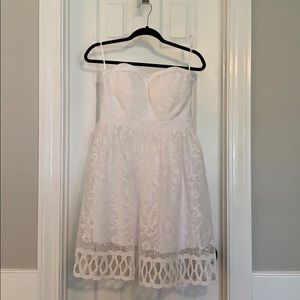 NWT Lace Strapless Dress